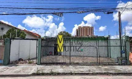 Casa ampla com 03 quartos à venda, 249 m² por R$ 485.000 - Papicu - Fortaleza/CE