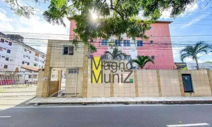 Apartamento com 2 dormitórios para alugar, 45 m² por R$ 1.412,85/mês - Messejana - Fortaleza/CE