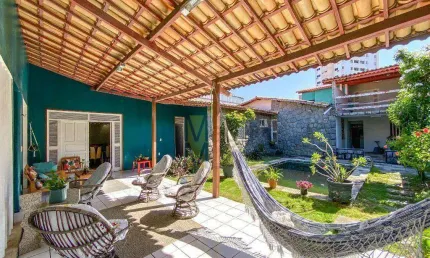 Casa com 5 quartos à venda, 281 m² por R$ 630.000 - Papicu - Fortaleza/CE