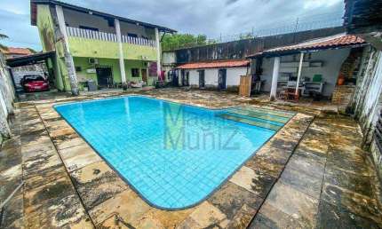 Casa duplex com piscina e 5 quartos para alugar, 413 m² por R$ 3.238/mês - Parque Manibura - Fortaleza/CE