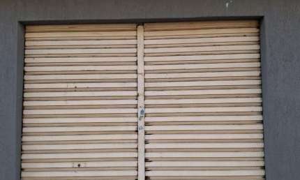 Sala comercial para alugar na Rua Várzea Paulista, 125, Altos de Jordanésia (Jordanésia), Cajamar