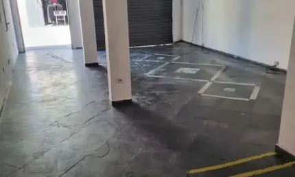 Casa comercial para alugar na Rua Vereador Mário Marcolongo, 124, Jordanésia, Cajamar