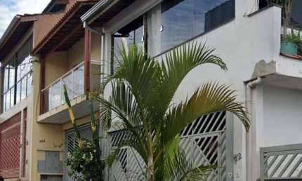 Casa com 2 quartos para alugar na Rua Iacri, Colina Maria Luíza (Jordanésia), Cajamar