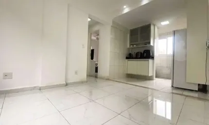 Apartamento à venda no bairro Aparecida, com 2 quartos, sendo 1 suíte.