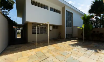 Casa com 3 quartos à venda na Rua Cássio Martins Vilaça, 115, Pacaembu, São Paulo
