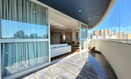Apartamento porteira fechada 4 suítes e 4 vagas - bairro jardim.