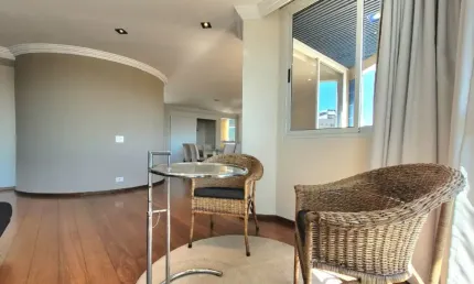 Apartamento porteira fechada 4 suítes e 4 vagas - bairro jardim.