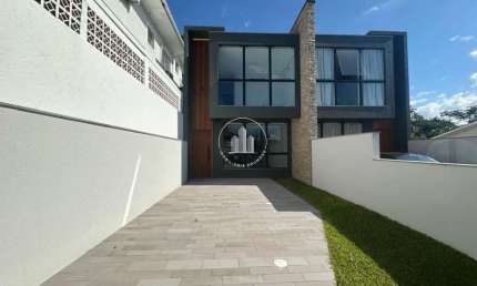 Sobrado Geminado 3 Quartos com 1 Suíte e 97m² - Forquilhas