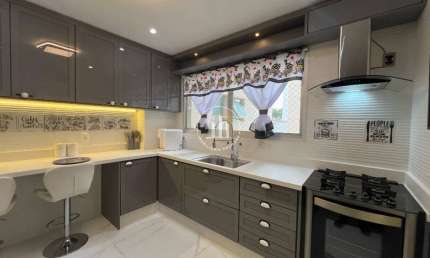 Apartamento mobiliado Centro de Florianópolis - BRN