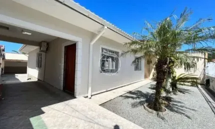 Casa 3 Dormitórios (2 Suites) - Bairro Serraria - São José - BRN