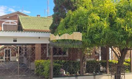 Casa com 4 quartos para alugar no Jardim Águas da Prata, Águas da Prata 