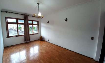 Apartamento com 1 dormitório, 47 m² - venda por R$ 300.000,00 ou aluguel por R$ 1.933,22/mês - Várzea - Teresópolis/RJ