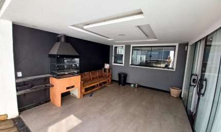 Casa com 2 dormitórios para alugar, 70 m² por R$ 2.598,02/mês - Fazendinha - Teresópolis/RJ