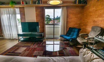 Apartamento com 1 dormitório, 51 m² - venda por R$ 375.000,00 ou aluguel por R$ 3.484,14/mês - Jardim Cascata - Teresópolis/RJ