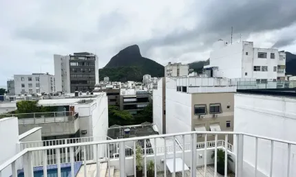 Cobertura com 5 quartos à venda na rua general artigas, 73, leblon, rio de janeiro por r$ 8.900.000