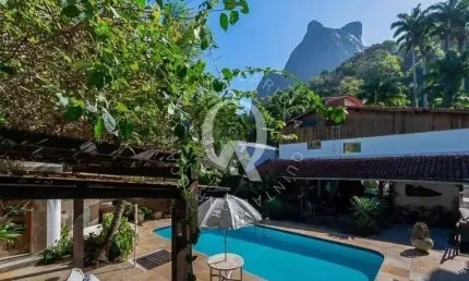 Casa com 5 quartos à venda na julieta niemeyer, 202, são conrado, rio de janeiro por r$ 3.700.000