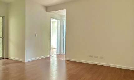 Apartamento Térreo 2 Quartos com 1 Suíte 1 Vaga e Piso Laminado
