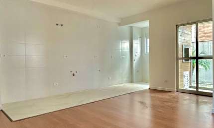 Apartamento 2 Quartos Sendo 1 Suíte Sacada Churrasqueira no Térreo com Piso Laminado