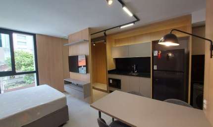 Apartamento com 1 quarto para alugar na Avenida Professor Othon Gama D'Eça, 624, Centro, Florianópolis