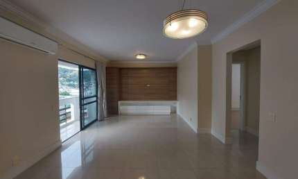 Apartamento com 3 quartos para alugar na Rua Ferreira Lima, 178, Centro, Florianópolis
