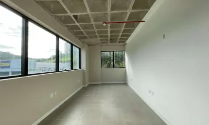Sala comercial para alugar na Rodovia José Carlos Daux, 500, João Paulo, Florianópolis