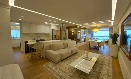 Apartamento com 3 quartos para alugar na Boulevard Paulo Zimmer, 101, Agronômica, Florianópolis