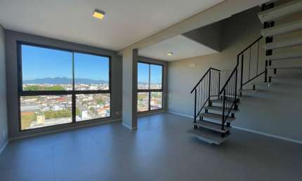 Apartamento com 2 quartos para alugar na Rua Orlando Odilio Koerich, 307, Jardim Atlântico, Florianópolis