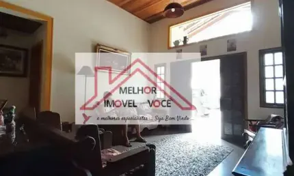 CASA A VENDA, CHÁCARA PRONTA PARA MORAR. TODO CONFORTO E ÓTIMA LOCALIZAÇÃO