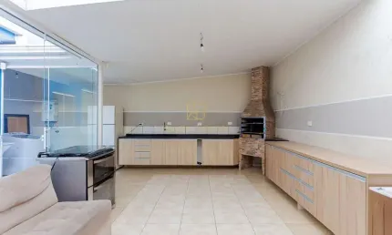 SOBRADO TRIPLEX  FAZENDINHA  200M  - 3 QUARTOS  1 SUÍTE   3 VAGAS  PRÓXIMO AO MERCADO ZAMPROGNA