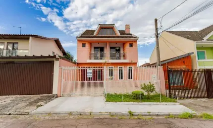 Sobrado com 4 dormitórios à venda, 184m  por r  864.900 - mobiliado - jardim das américas - curitiba