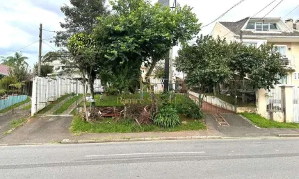 Terreno 500m  - ZR-2 - 16,60 x 30 no Pilarzinho - Rua Nilo Peçanha