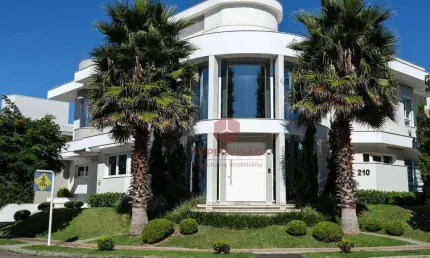 Casa com 4 quartos à venda, 470 m² por R$ 7.900.000 - Jurerê Internacional - Florianópolis/SC