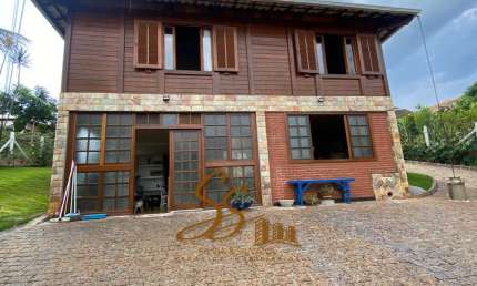 Sítio alto padrão em Condomínio fechado em Mateus Leme