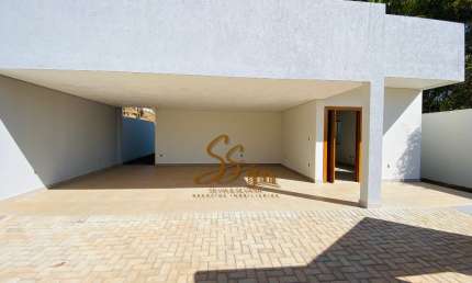 Casa de Alto Padrão em Condomínio Fechado – Centro - Mateus Leme