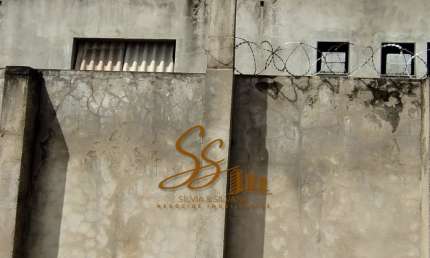 Casa em fase de acabamento:  Bairro Central, Mateus Leme/MG