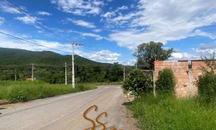 Lote à Venda no Bairro Bandeirantes - Mateus Leme/MG