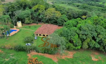 Fazenda com 2 salas à venda na Serra Azul, Mateus Leme 