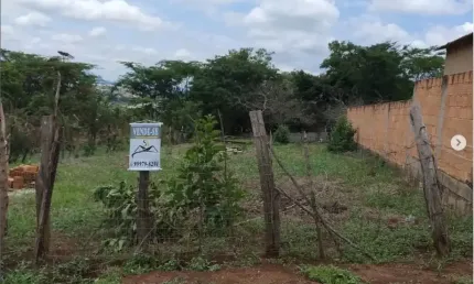 Vende-se 2 Lotes no Bairro Central – Mateus Leme/MG!