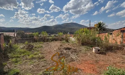 Lote comercial no centro de mateus leme/mg  excelente oportunidade para investidores e empreendedores!