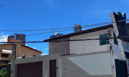 Casa com 4 quartos para alugar na Alameda das Cajazeiras, 12, Caminho das Árvores, Salvador