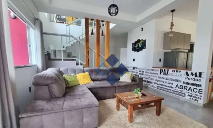 Sobrado com 3 dormitórios à venda, 221 m² por R$ 1.300.000,00 - Paese - Itapoá/SC