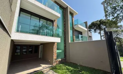 Casa com 3 quartos à venda na Hermegildo de Lara, 193, Abranches, Curitiba por R$ 1.100.000