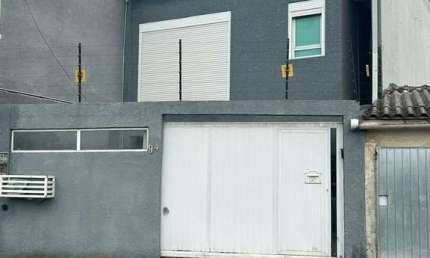 Casa com 3 quartos à venda na Benjamim Gelinski, 94, Uberaba, Curitiba por R$ 340.000