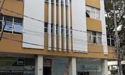 Espaçoso Apartamento de 2 Quartos com suíte e Garden à Venda ou Locação no Campo Grande