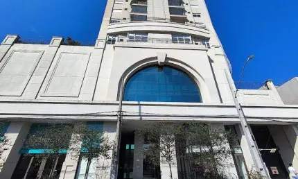 Apartamento com 1 quarto  para alugar, 33.00 m2 por r$2000.00  - centro - curitiba/pr