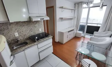 Apartamento com 2 quartos  para alugar, 37.00 m2 por r$2400.00  - centro - curitiba/pr
