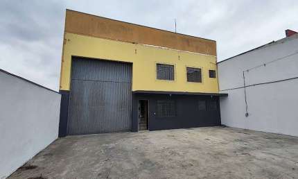 Galpão para alugar, 280.00 m2 por R$7500.00  - Novo Mundo - Curitiba/PR