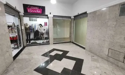 Loja para alugar, 42.50 m2 por R$1500.00  - Centro - Curitiba/PR