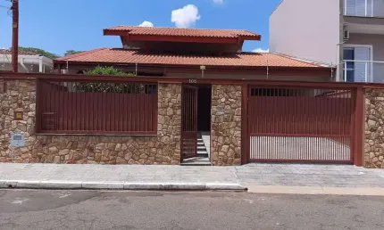 Casa com 4 quartos à venda na Rua Tercílio Brunelli, 108, São Manoel, Americana