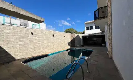 Sobrado de 380m² com 4 Quartos à Venda - Jardim Lizandra, Americana (SP)
